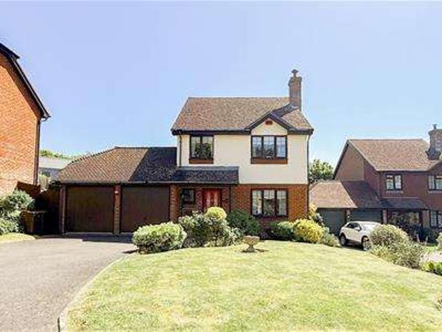 4 Bedroom Detached House