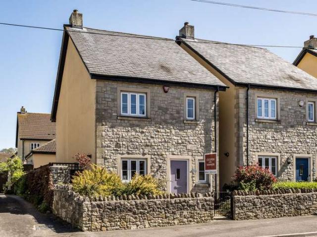4 Bedroom Detached House