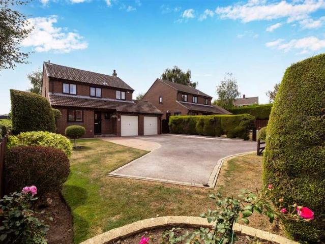 4 Bedroom Detached House