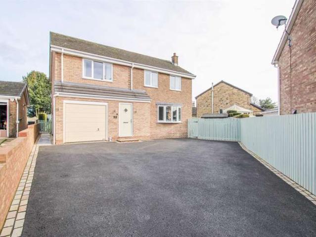 4 Bedroom Detached House