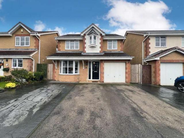 4 Bedroom Detached House