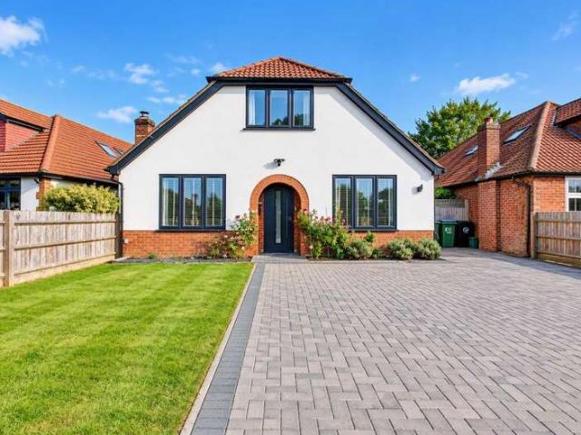 4 Bedroom Detached House