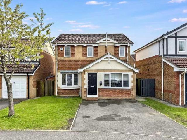 4 Bedroom Detached House