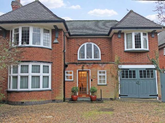 4 Bedroom Detached House