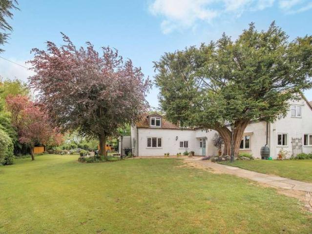 4 Bedroom Detached House