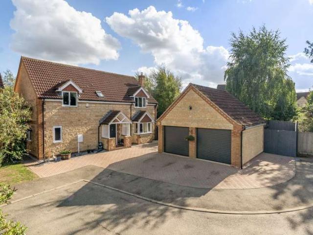 4 Bedroom Detached House