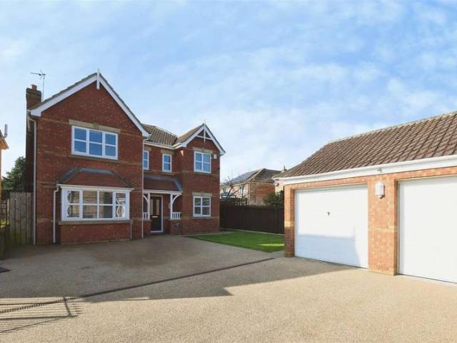 4 Bedroom Detached House