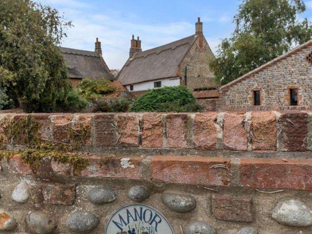 4 Bedroom Detached House