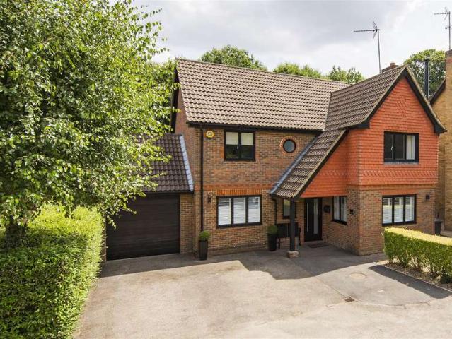 4 Bedroom Detached House