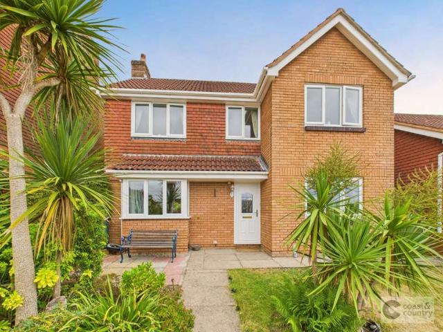 4 Bedroom Detached House