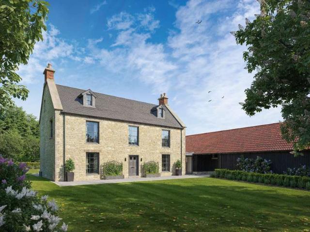 4 Bedroom Detached House