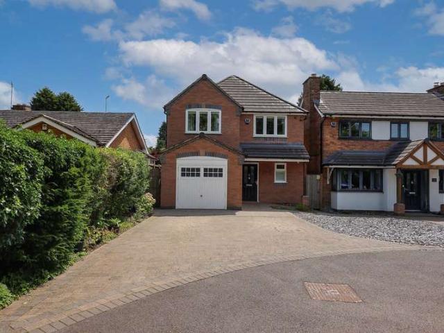 4 Bedroom Detached House