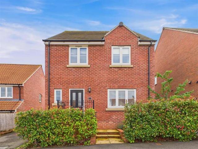 4 Bedroom Detached House