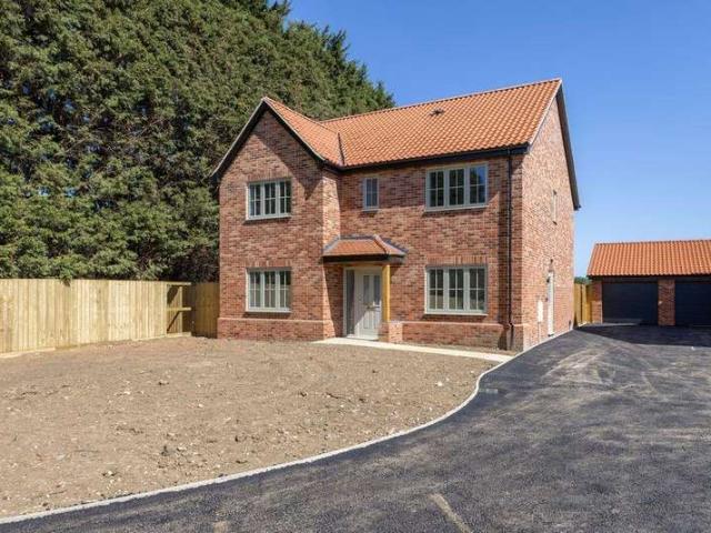 4 Bedroom Detached House