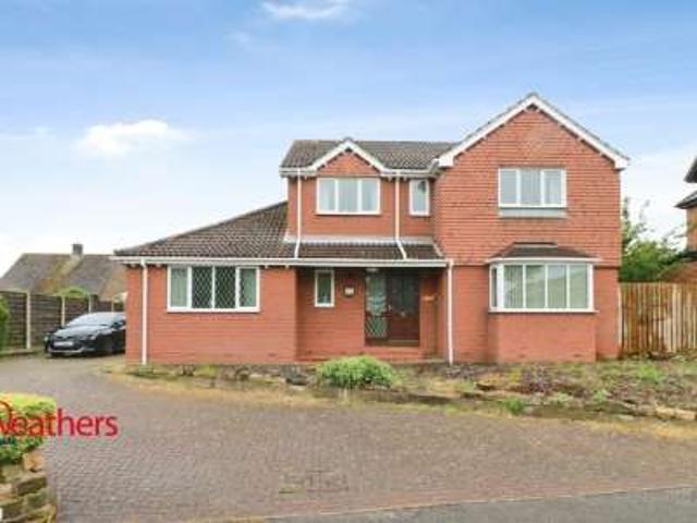 4 Bedroom Detached House