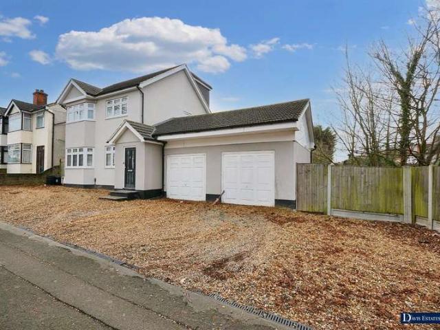 4 Bedroom Detached House