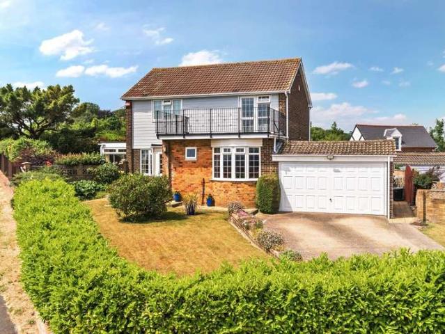 4 Bedroom Detached House