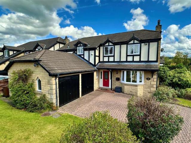 4 Bedroom Detached House