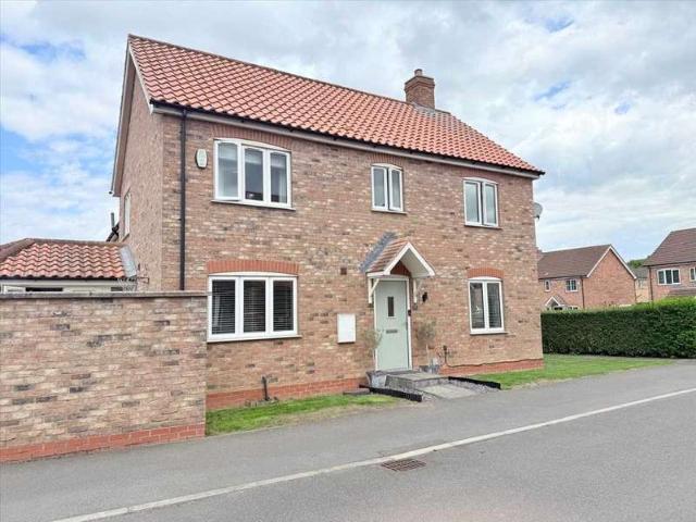 4 Bedroom Detached House