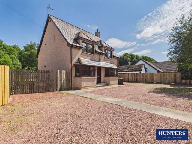 4 Bedroom Detached House