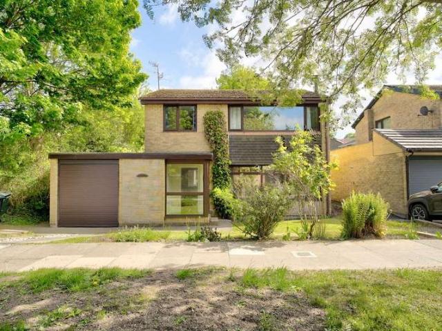 4 Bedroom Detached House