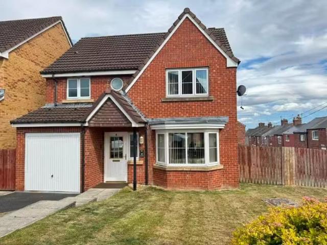 4 bedroom detached house for rent in 8 Rosecroft, Pelton, Ches.