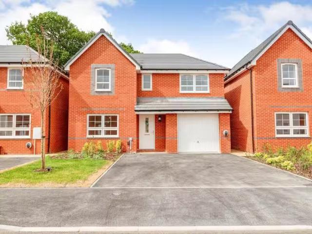4 bedroom detached house for rent in Campbell Drive, Upper Lig.