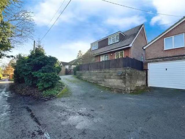 4 bedroom detached house for rent in Crundale, Canterbury, Ken.