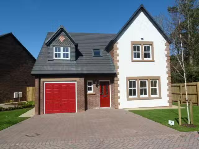 4 bedroom detached house for rent in Edmondson Close, Brampton.