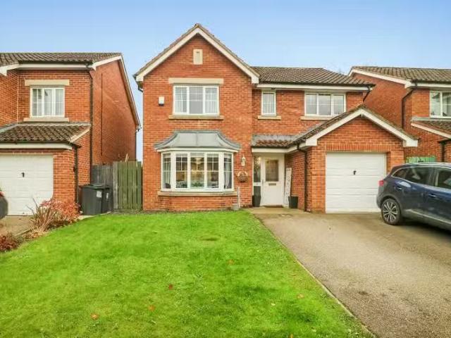 4 bedroom detached house for rent in Jasmin Grove, Newton Aycl.