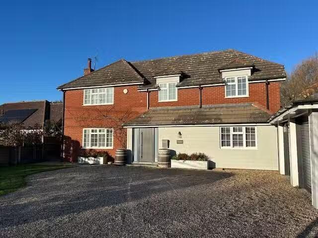4 bedroom detached house for rent in Layer Road, Abberton, CO5
