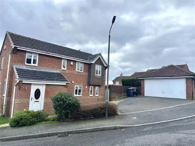 4 bedroom detached house for rent in Norbury Way, Belper, Derb.