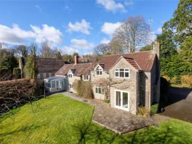 4 bedroom detached house for rent in North Cheriton, Templecom.