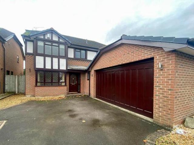 4 Bedroom Detached House For Rent In Sandbach, Cheshire