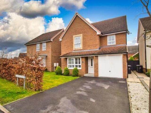 4 Bedroom Detached House For Rent In Sandbach, Cheshire