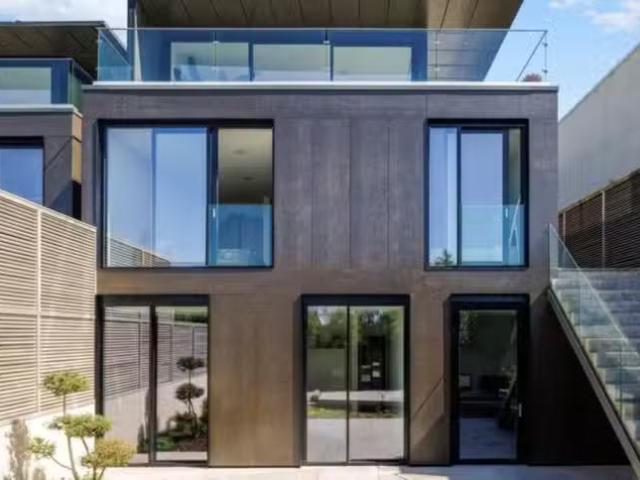 4 bedroom detached house for rent in Partridge Walk, Poole, Do.