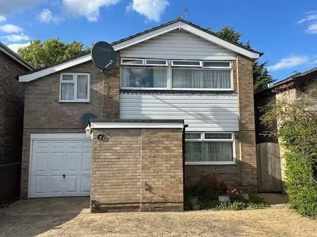 4 bedroom detached house for rent in Peace Road, Stanway, CO3