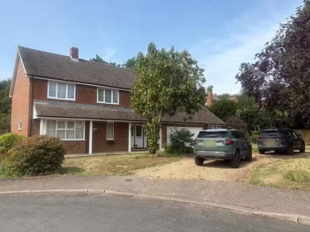 4 bedroom detached house for rent in Rectory Meadow, Southflee.