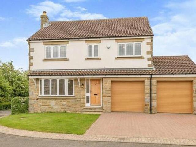 4 Bedroom Detached House For Rent In Wakefield, West Yorkshire