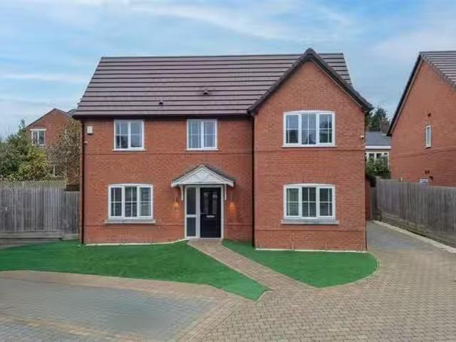 4 bedroom detached house for rent in Warwick Gardens, Birmingh.