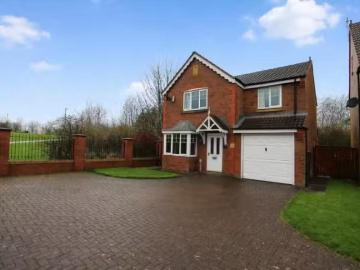 4 bedroom detached house for rent in Weymouth Drive, Bidpart W.