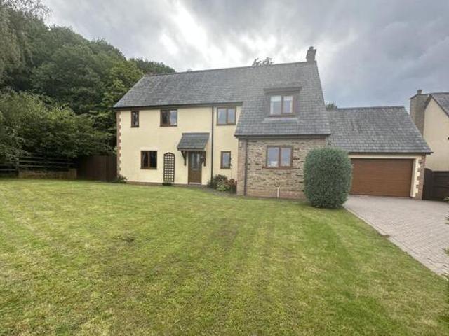 4 Bedroom Detached House For Rent In Whitchurch