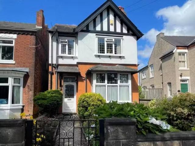 4 bedroom detached house for rent in Victoria Avenue, Borrowas.
