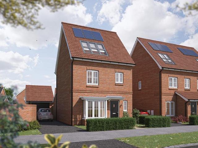 4 bedroom detached house for sale