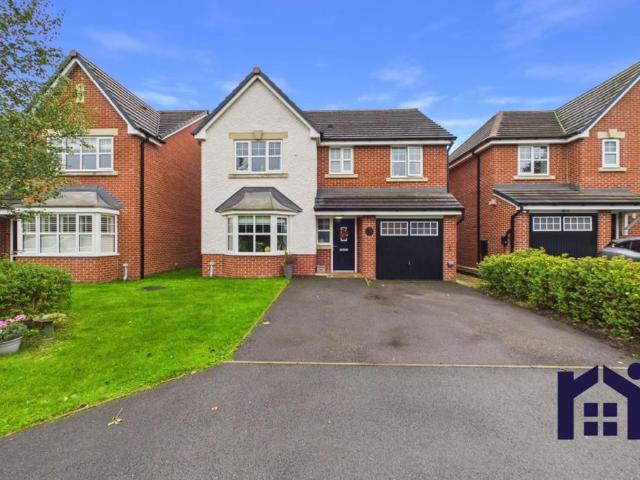 4 bedroom detached house for sale