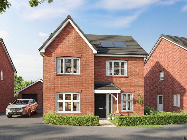4 bedroom detached house for sale