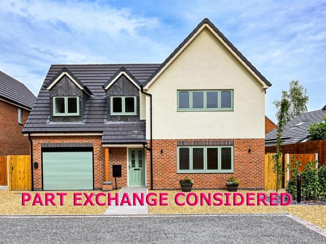 4 bedroom detached house for sale