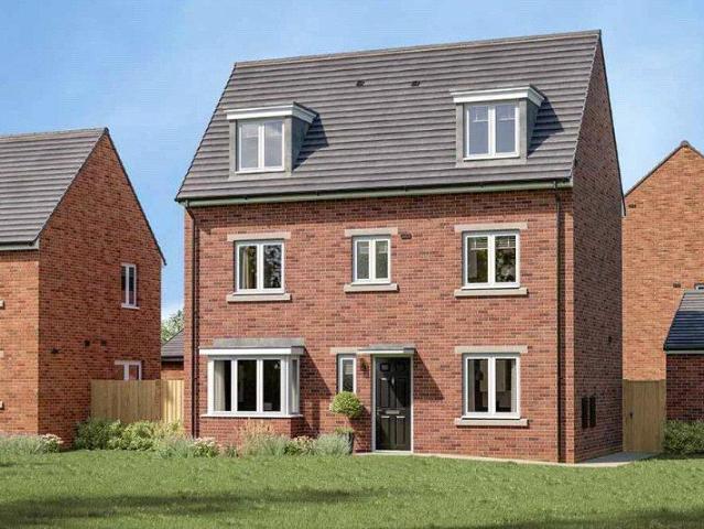 4 bedroom detached house for sale