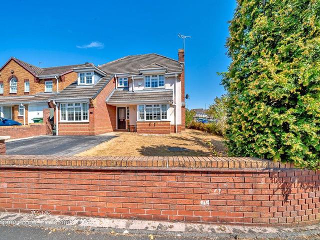 4 bedroom detached house for sale