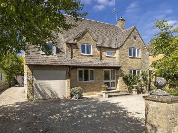 Cotswold, Gloucestershire county, Southdowns